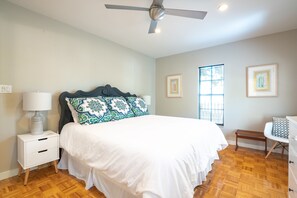 King bed - Master