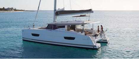 Fountaine Pajot Lucia 40 in Tortola