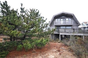Unique Dutch Barn Beach House - making fond memories since 1975 nothing like it!