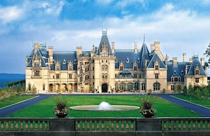 Griffin's Lair is located just steps away from The Biltmore Estate entrance.