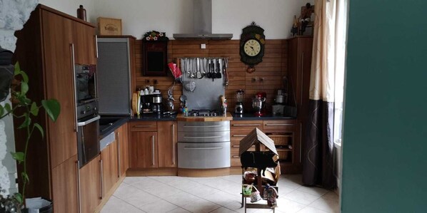 Private kitchen