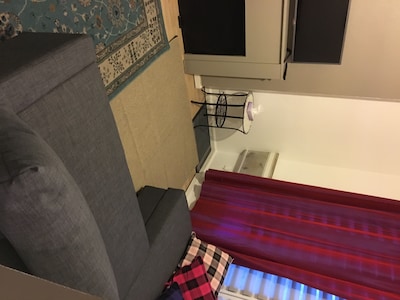 Appartement of 2 rooms, bathroom, WC and kitchen all separate, take 5 persons