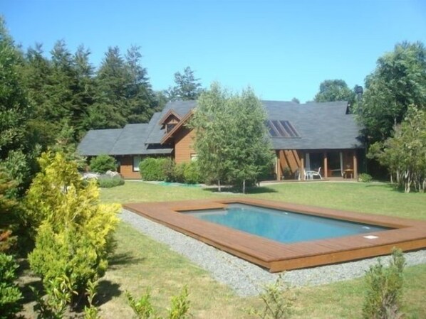 Pucon, Casa en parcela, piscina