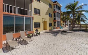 Beach entrance for lanai