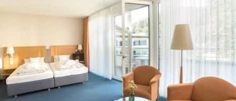 Classic Waldblick Zimmer mit Spa Tasche, WLAN und Balkon oder Sonnenterrasse-Classic Zimmer