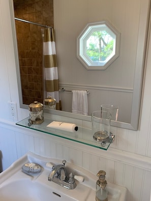 1st floor bathroom