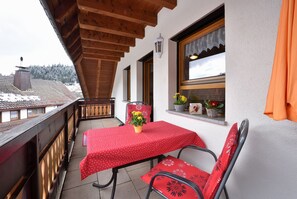 Appartement-Appartement mit Balkon