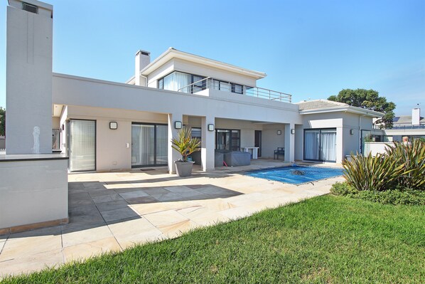 Sunset Villa 74