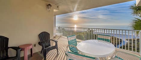 JC Resorts - Vacation Rental - Hamilton House 205 - Indian Rocks Beach – Balcony 1