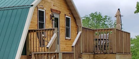 Deck and entry way