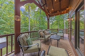 Beautifully well-appointed  covered deck...