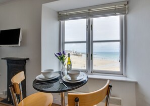 Dining area and View