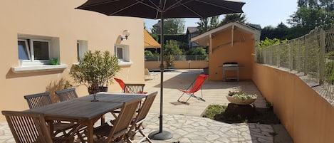 Appartement avec piscine, plages et commerces à pied