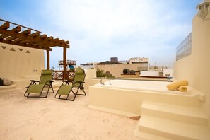 Great Penthouse steps to the beach