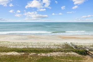 Amazing Direct view of the Atlantic Ocean from your private deck.