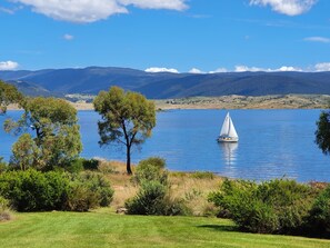 An easy walk down a gently sloping lawn brings you to the lake foreshore.