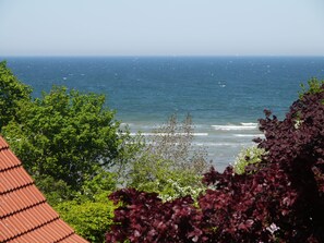 Vista para praia/oceano