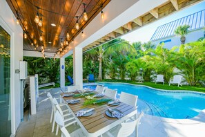 Outdoor Dining Area