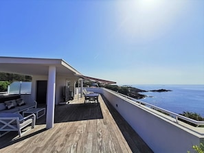 terrasse privée pleine vue mer 