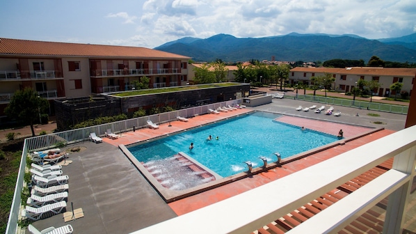 You'll love the awesome location of this rental!