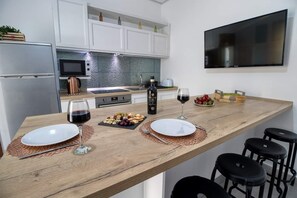 Kitchen table