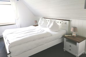 Doppelbett 200x160cm