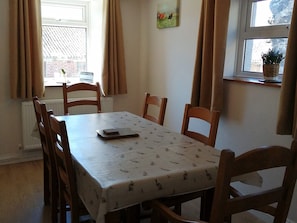 Dining room | Pengraig, near Tregaron