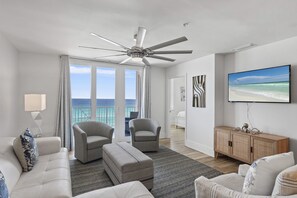 web_ 704 Inn at Crystal Beach _13