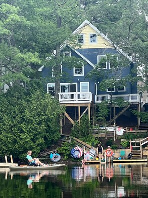 Peaceful kayaking! Four kayaks available to use or just a good swim !!