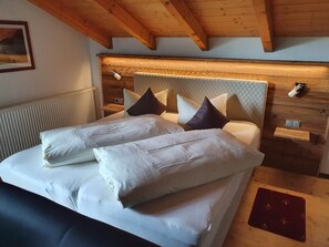 Ferienwohnung Rachel mit großem Balkon, Sauna und der aktivCARD Bayerischer Wald-Ferienwohnung Rachel