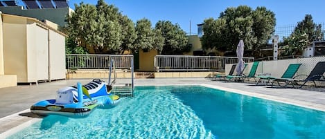 Piscine maison de vacances