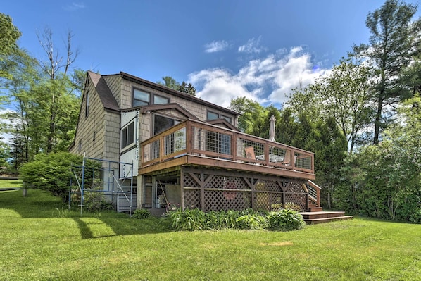 Hinsdale Vacation Rental | 3BR | 2BA | 1,340 Sq Ft | Stairs Required