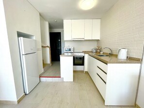 Open plan kitchen. Doña Lola