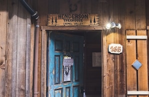 Welcome to the Henderson Treehouse!