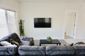 Cable TV included! Smart TV if you have an account for Netflix/Amazon etc 