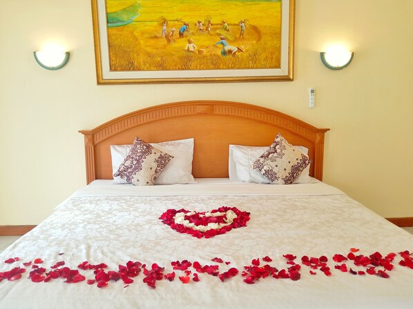 Romantic touch for special occasion available on requst