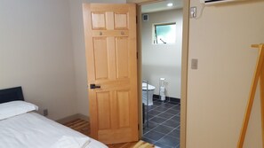 Main bedroom & ensuite