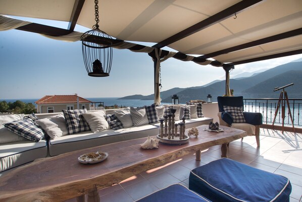 the amazing view of Floating Villa will take your breath away...