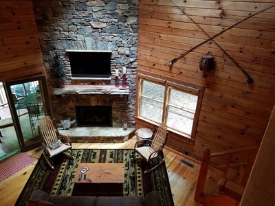 CozyCabinonBankofCartecay/River access/WiFi/Dogs OK/Self Check-In&Out/Clean