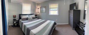 Master BR.  Nectar Queen Memory Foam Mattress with Lectrofan EV Sound Machine.