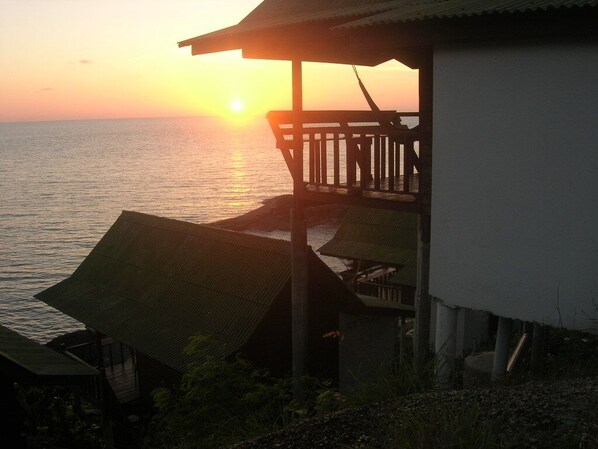 Double Fan Bungalow with Ocean View