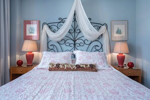 a dream-bedroom - Queen double cocomat bed