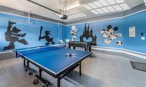 [amenities:game-room:1] Game Room