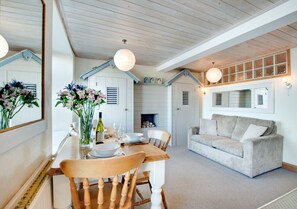 Lounge / Diner
