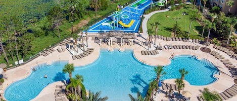 Windsor hill Resort  pool and 3 water slides,water park ,Hot TUB ,HUGE POOL DECK