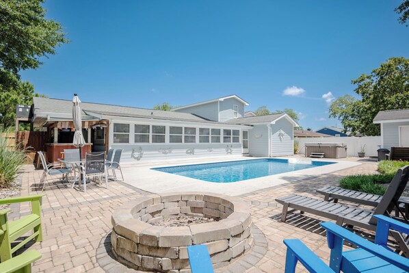 Exterior / Fire Pit / Pool Area