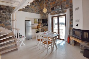 Kitchen and Dining table (type1 & 2)