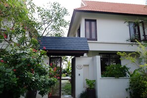 4BR Pearl Villa, Furama Resort Danang