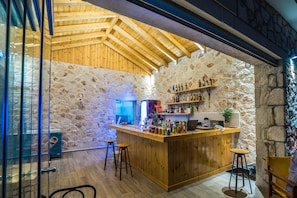 zantesuites Leandros S.A Bar facilities