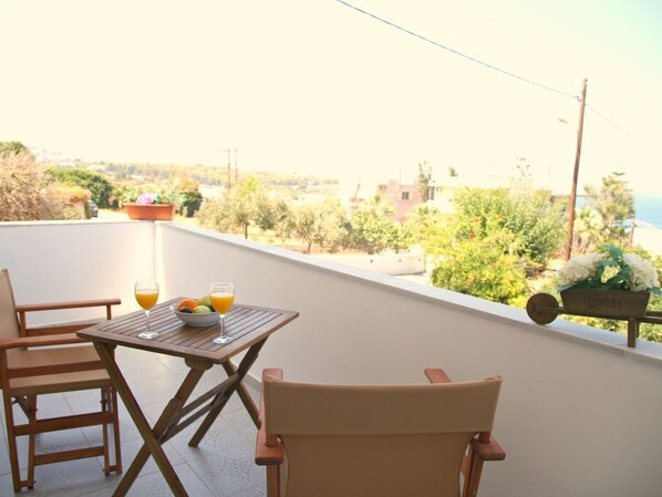 Balcony!